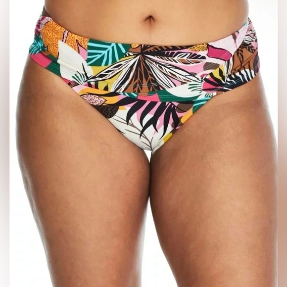 Bleu Rod Beattie Run Wild Draped Bandeau
Tankini Top and Bikini Bottom Size 14 - Picture 6 of 11